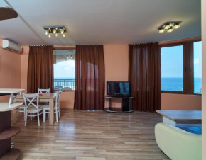 Sea Panorama Apartments Golden sands